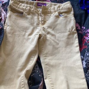 Yellow skinny jeans